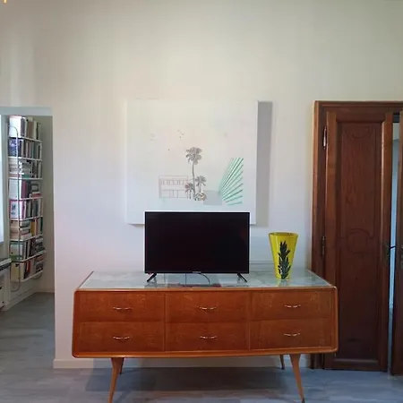 شقة L'appartamento Storico Dal Design Moderno *